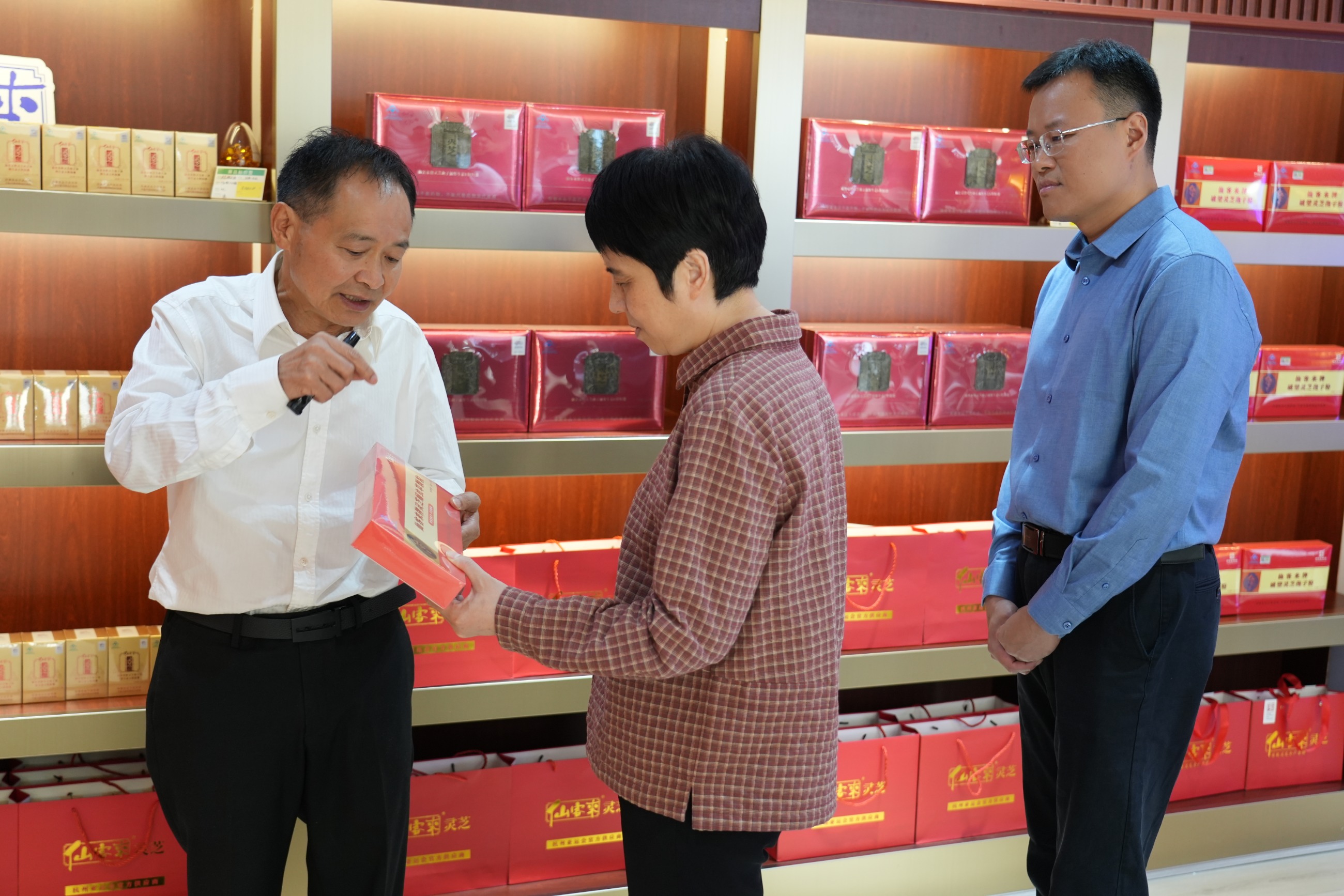 杭州亞運會官方靈芝產(chǎn)品供應商|杭州亞運會官方供應商|中國靈芝十大品牌|仙客來靈芝|仙客來靈芝破壁孢子粉|仙客來孢子油|仙客來靈芝飲片|仙客來破壁孢子粉|靈芝孢子油|孢子粉|靈芝破壁孢子粉|靈芝|中華老字號
