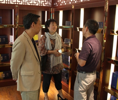 中國民族經(jīng)濟(jì)對外合作促進(jìn)會秘書長楊柳蒞臨仙客來公司視察