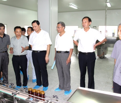 江西省老科協(xié)領(lǐng)導(dǎo)、老專家蒞臨仙客來(lái)公司考察老科協(xié)科技（培訓(xùn)）示范基地工作