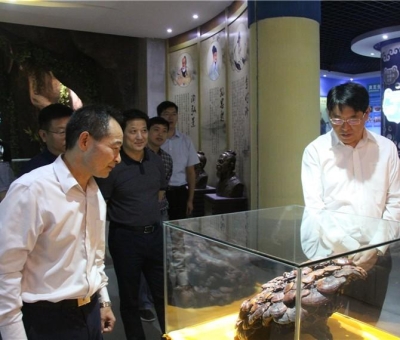 九江市委常委、副市長張新龍蒞臨仙客來公司調研