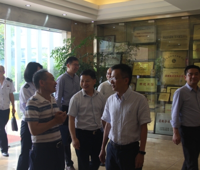 江西省稅務(wù)局黨委委員、總審計師賴竹華一行蒞臨仙客來考察調(diào)研