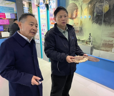 市委常委、九江軍分區(qū)政委余文生等蒞臨仙客來公司指導(dǎo)